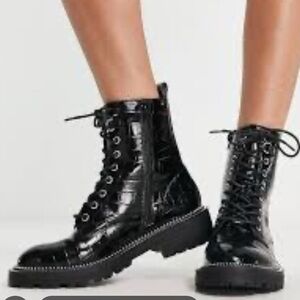 Womens Black Boots